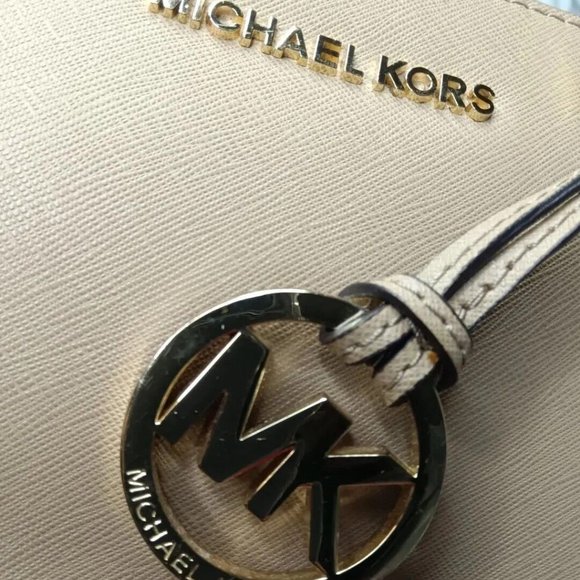 Michael Kors Jet Set Travel Medium Satchel Dark Camel Saffiano Leather MSRP $298 - Picture 5 of 7